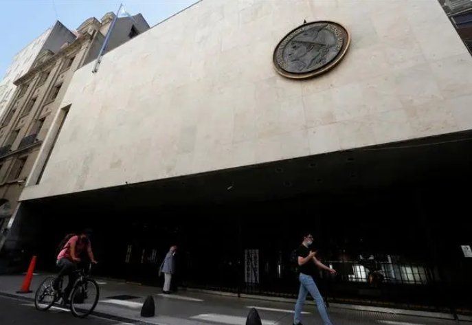 阿根廷新規 13歲可炒股引發爭議