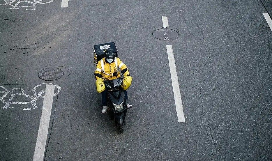 全力賺錢也不給?  外賣送太多會被強制下線