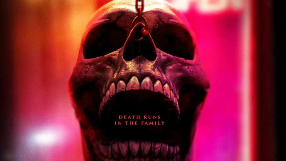 死神真的來了 國外女子觀看《死神來了6》 影廳天花板突然掉下砸中她