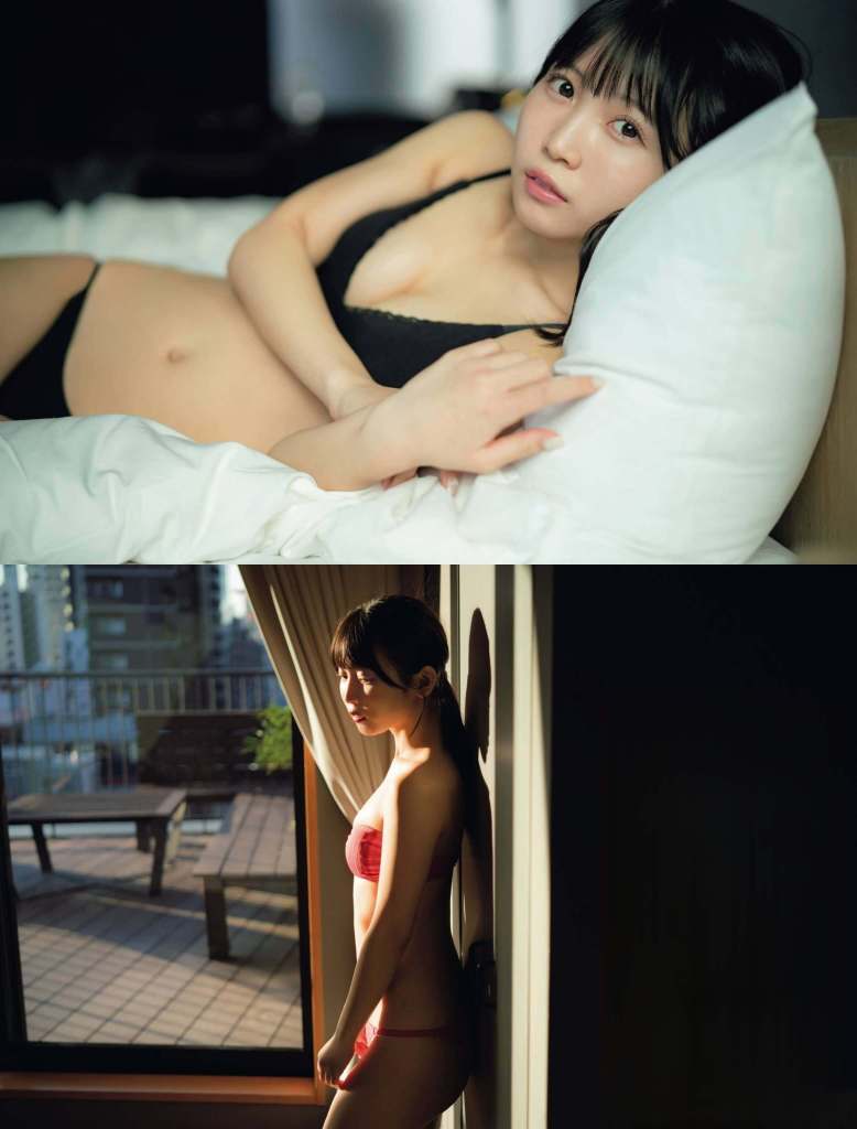 一位年輕女性在床上輕鬆地躺著，穿著黑色內衣，表情自然，背景模糊。