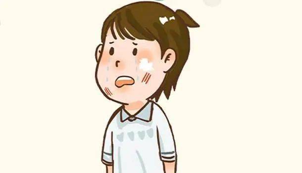 一個卡通風格的年輕人，面露擔憂和不安的神情，臉上有白斑，背景淺色，強調情感表達。