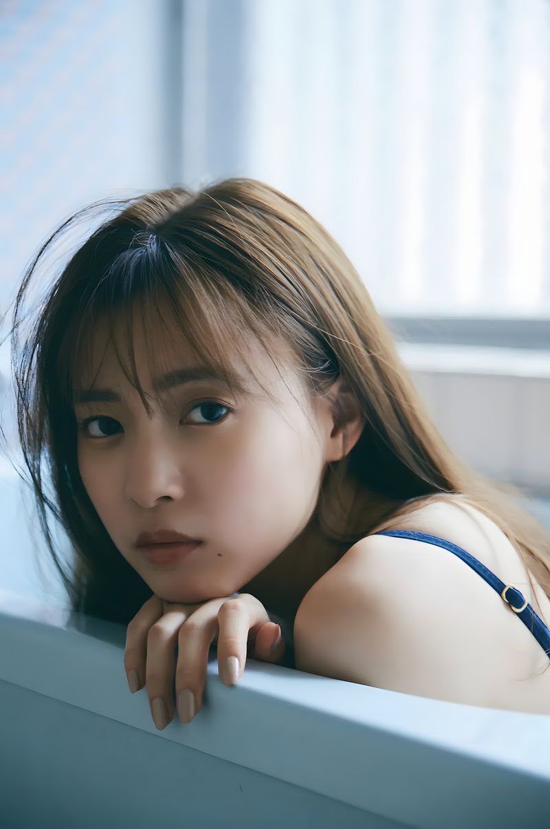 前寫真偶像《新條由芽》