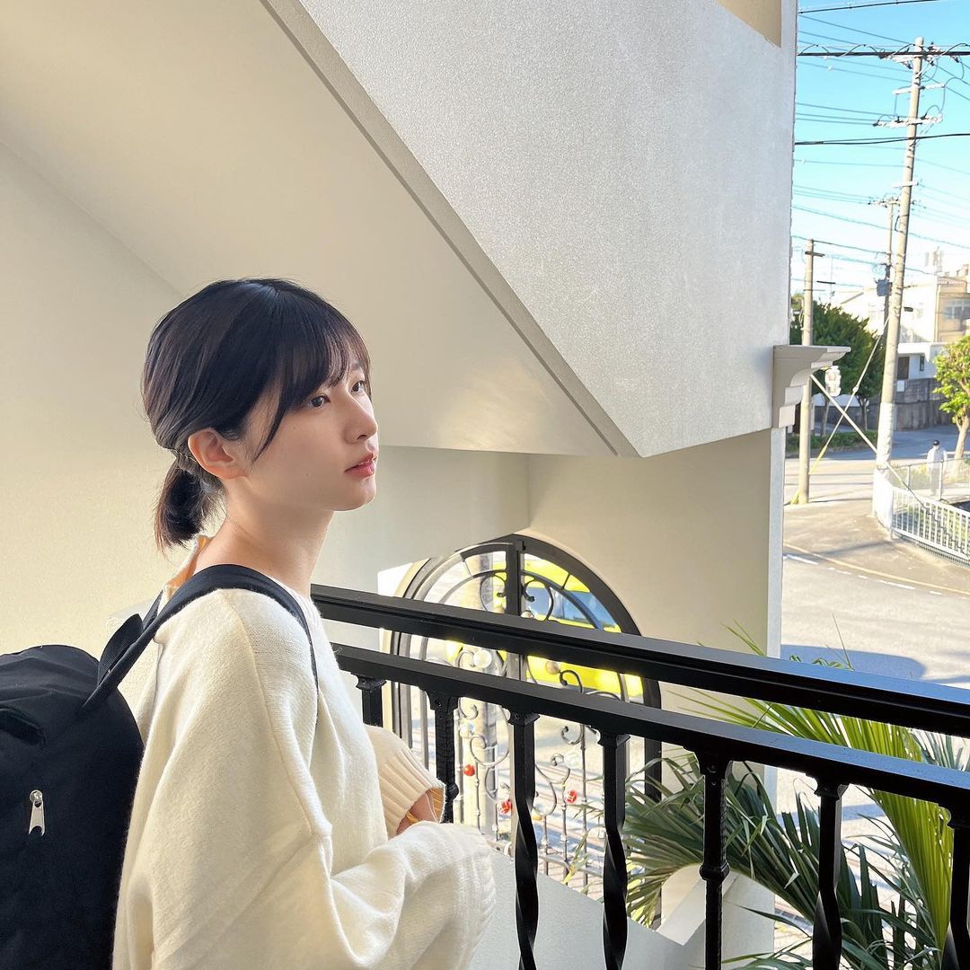 爆紅的可愛日本上班族《佐保里》