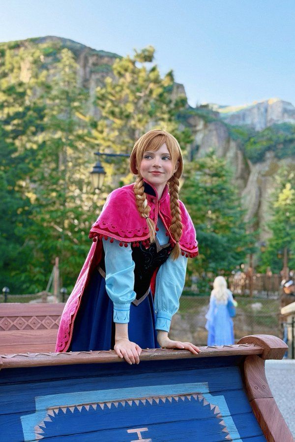 PeachMilky 最新COS 萬聖節去浪漫迪士尼