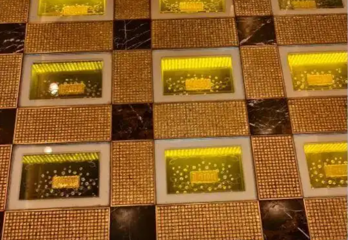 英皇娛樂酒店賣出原本放大堂79公斤黃金爆賺近10倍