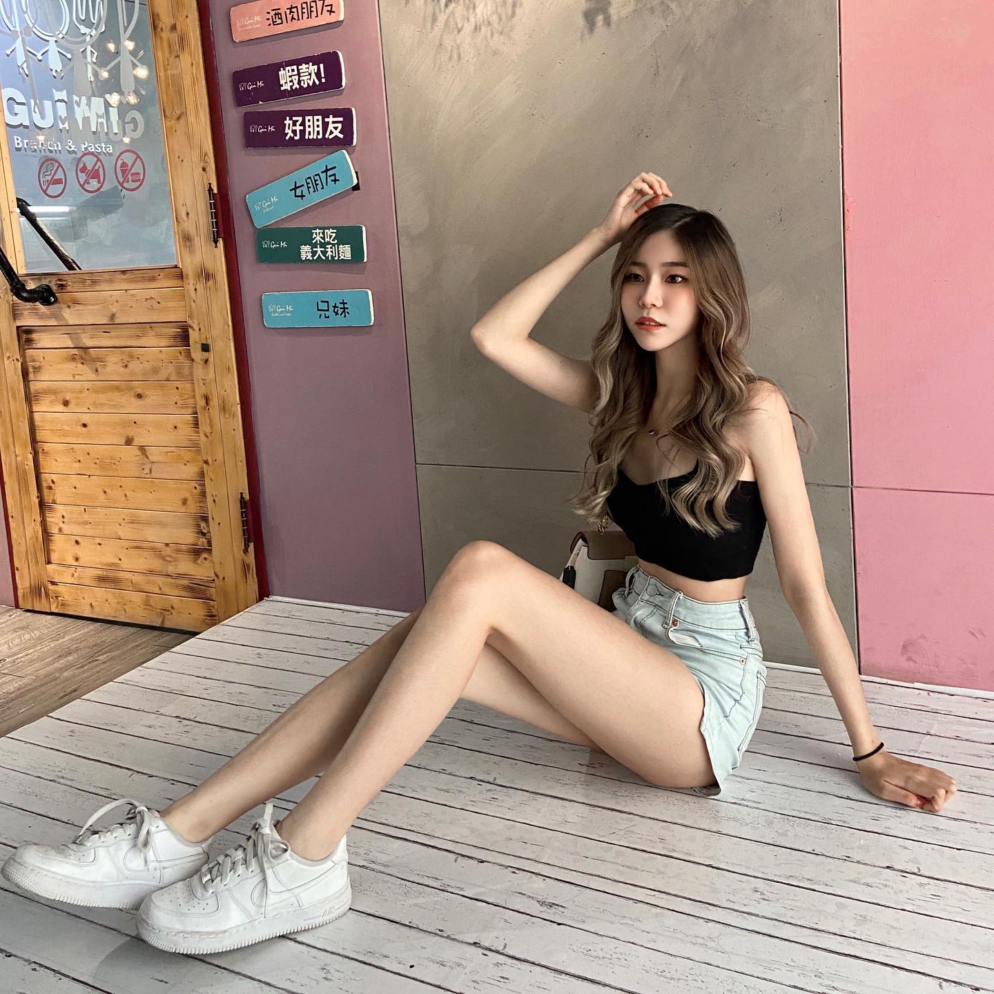 氣質苗條好身材《陳ɴ》